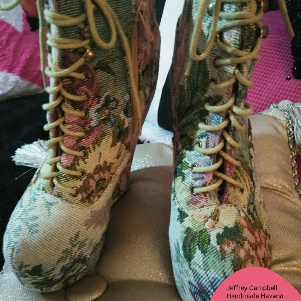 Jeffrey Campbell